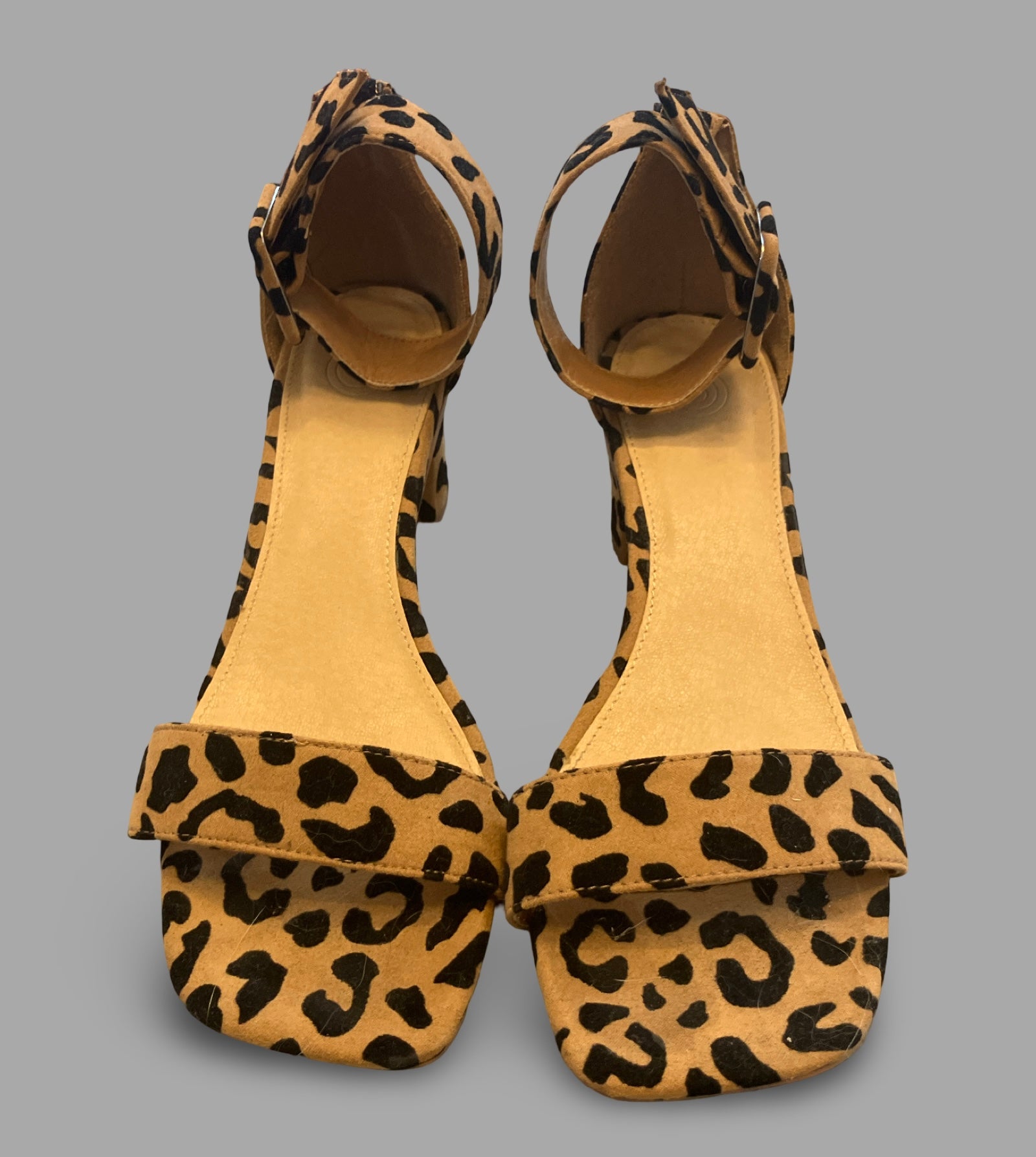 Talons Urban Outfitters - 38
