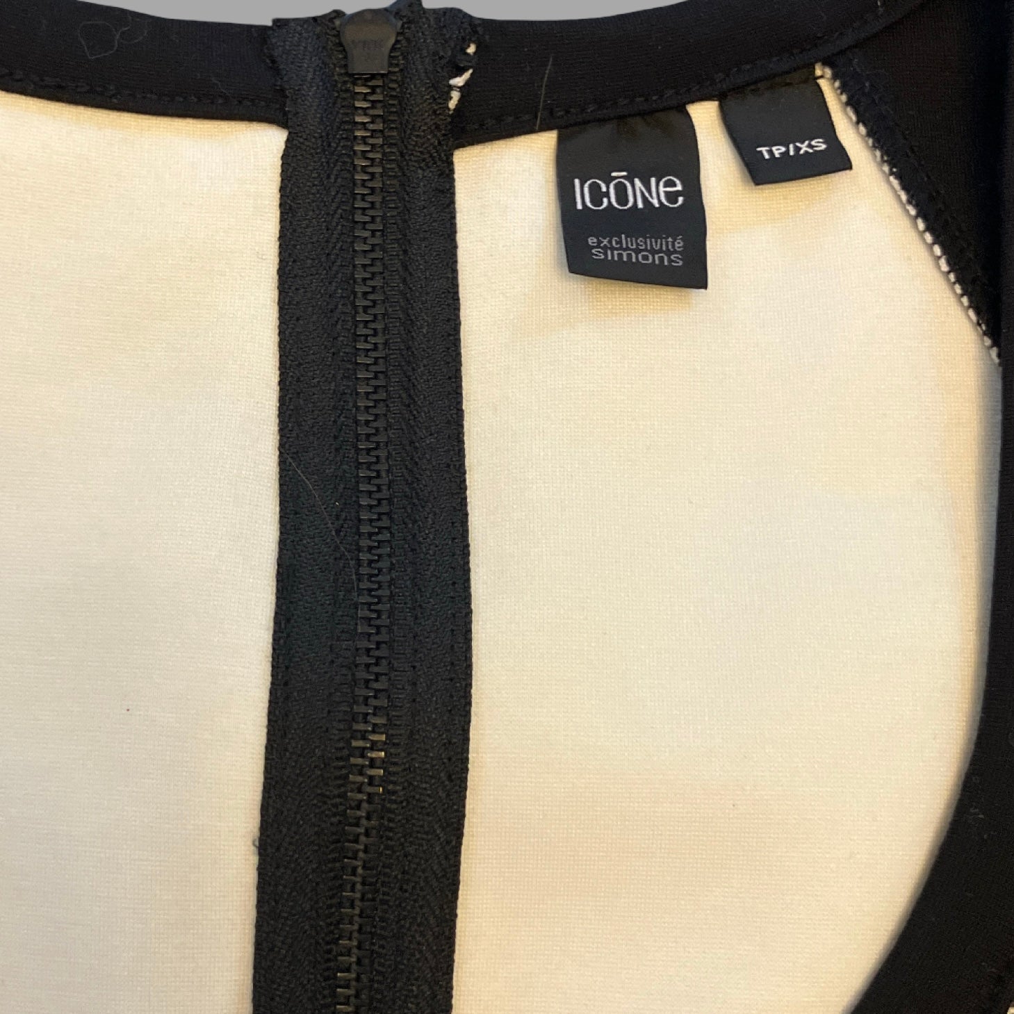 Robe cocktail Icône par Simons