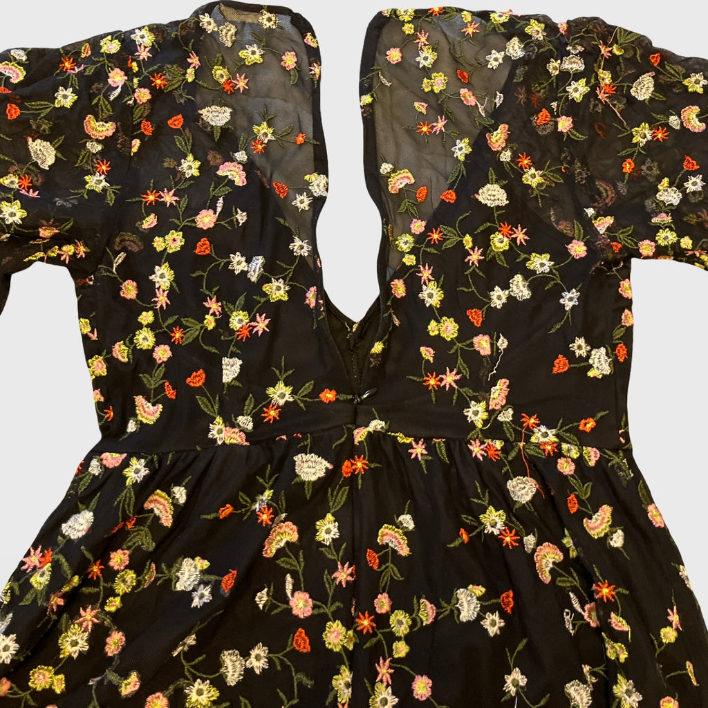 Robe/short noir fleurie Honey Punch - M